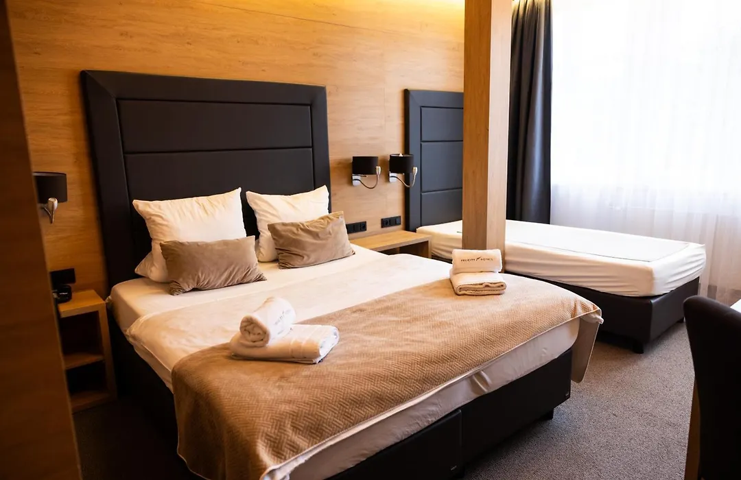 Hotel Snezka-1